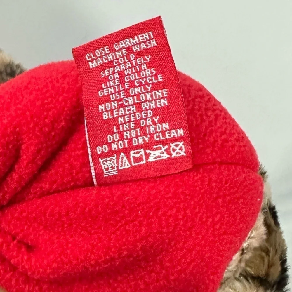 Girls Pistachio red puffer jacket with faux fur trim size 3T